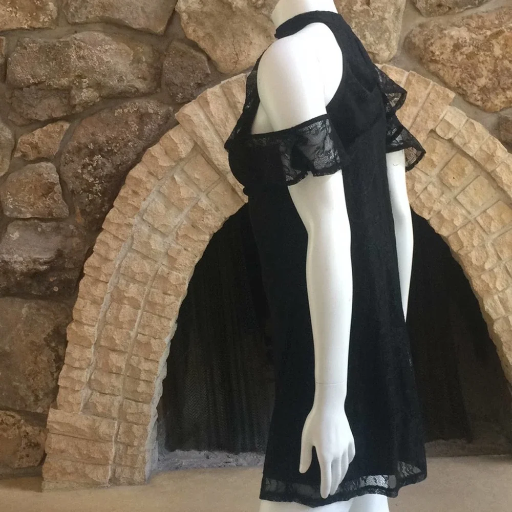 Express Off Shoulder Lace Black Dress High Neck Plunging Neck Women's Size XS - Picture 3 of 8
